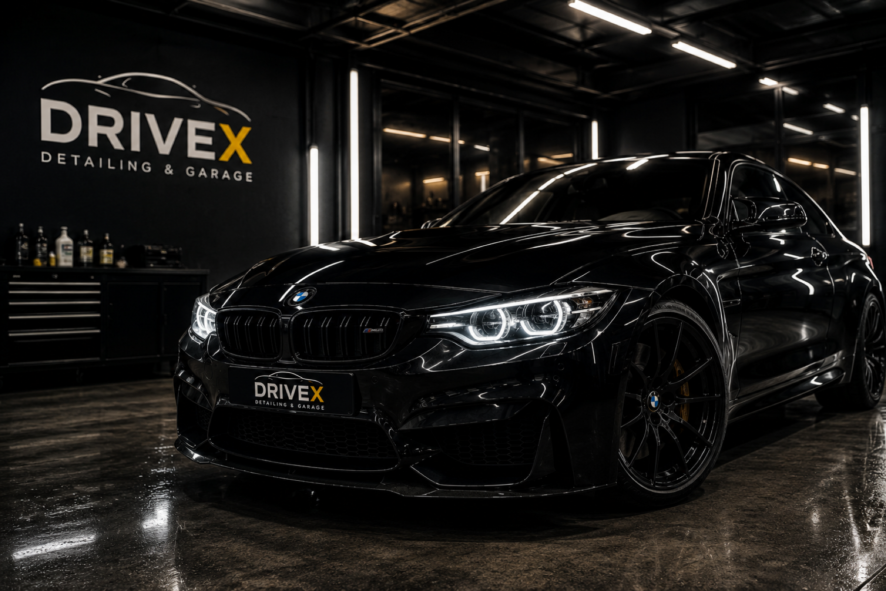 Ciemny samochod sportowy w studiu detailingowym DriveX